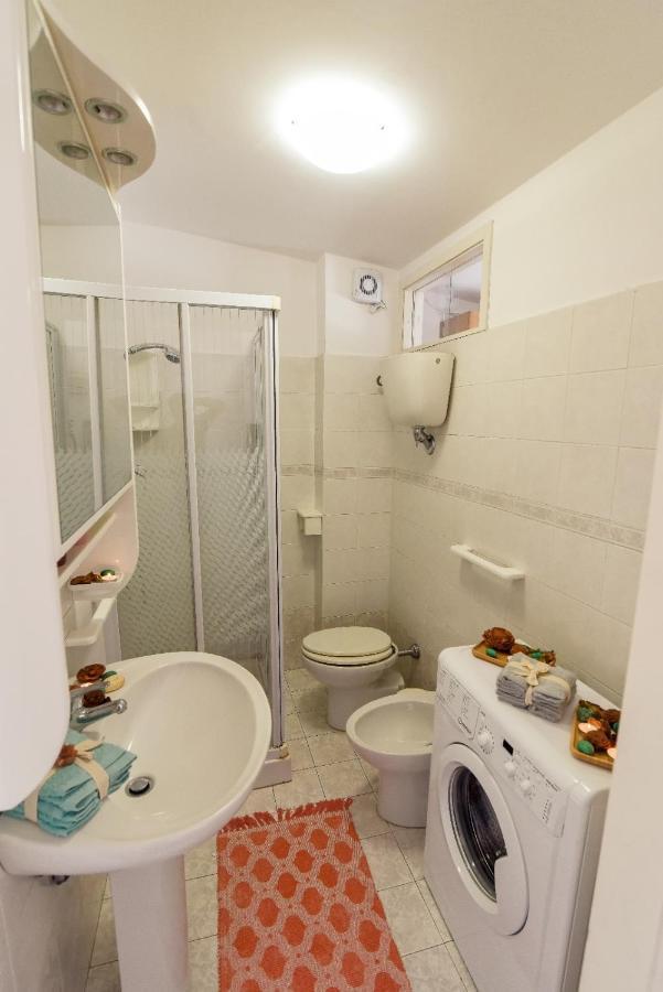 Ferienwohnung La Mansardina Vintage San Benedetto del Tronto Exterior foto